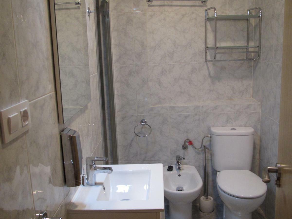 Apartamento Avenida Apartment Куенка Екстериор снимка